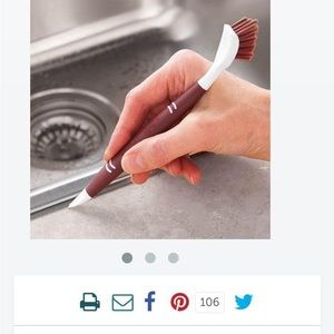 Pampered chef dual sided cleaning tool.